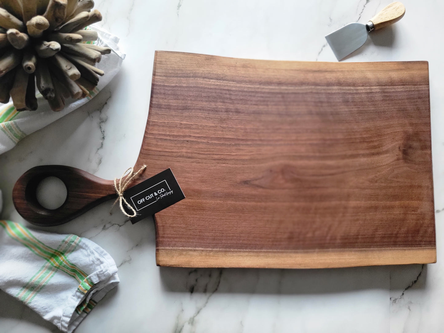 Handmade Walnut Charcuterie Board With Handle (25.25" x 1" x 13.25") - A367